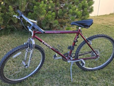 Trek 830 still works, great bike, some issues