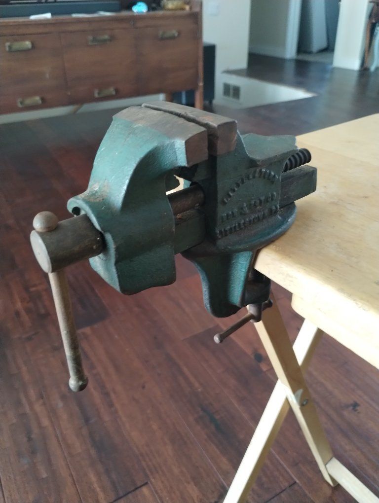 Main image 4