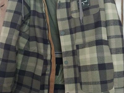 Burton Dryride Flannel Jacket Men's Size M Plaid Winter Coat with Hood