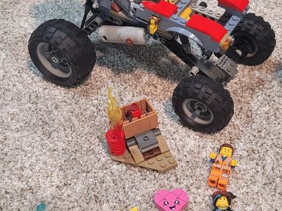 Lego Movie Emmet and Lucy's Truck