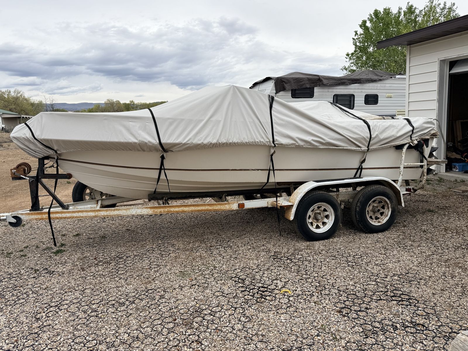 1987 Helix Boat