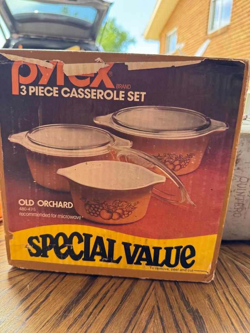 Vintage Pyrex "Old Orchard" 3-Piece Casserole Set (480-47-S) - Microwave Safe