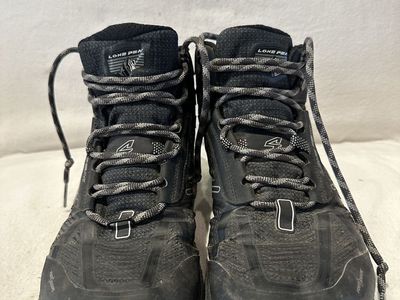 Altra Lone Peak mens size 8.5 waterproof, flexible lightweight, black trail boots
