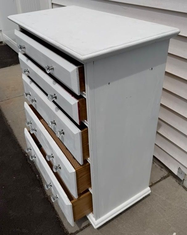 Main image 4