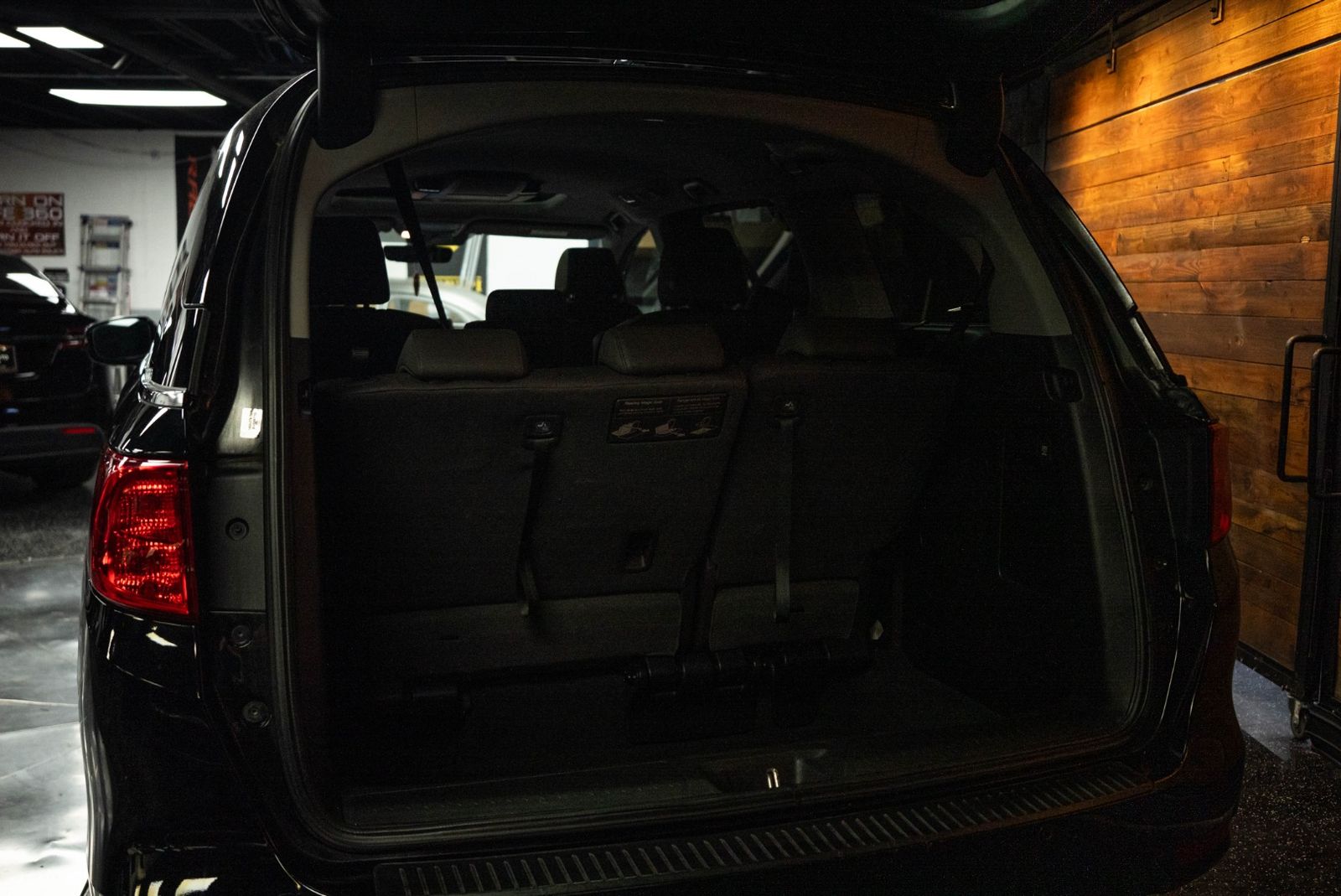 Main image 7