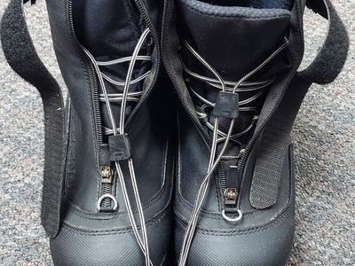 Rossignol BC X3 Cross Country Ski Boots, Size 43