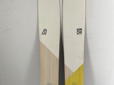 2023 WNDR Reason 120 Reverse Camber w/ Marker Griffon 13 Demo Bindings