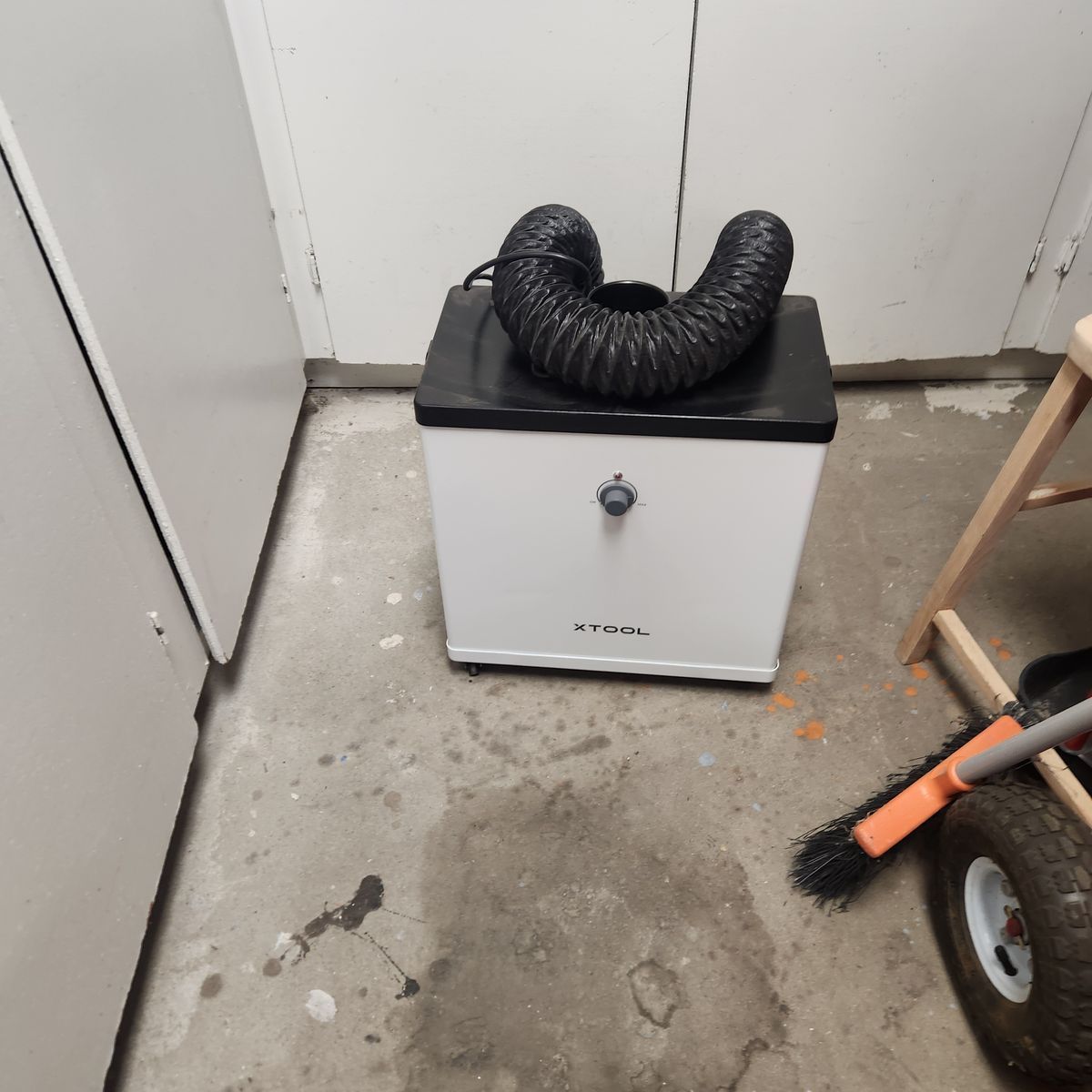 X-Tools smoke fume extractor for laser machine