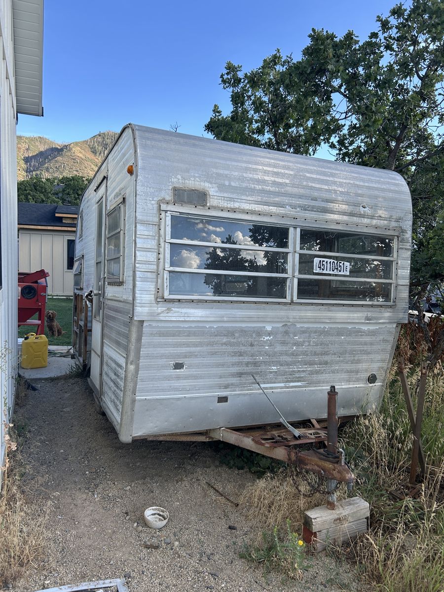 Vintage Camper Travel Trailer Project For Restoration