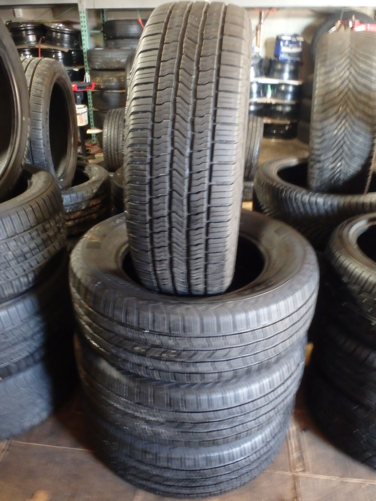 255/65R18 MASTERCRAFT STRATUS HT SET OF USED TIRES