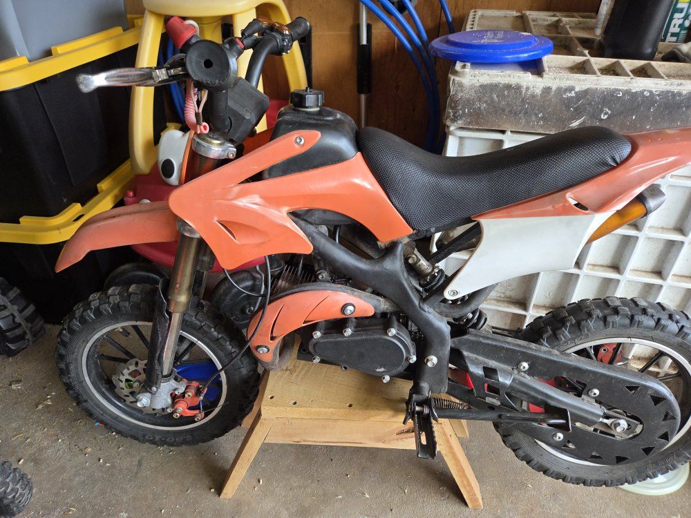 Syx 49cc 2 stroke