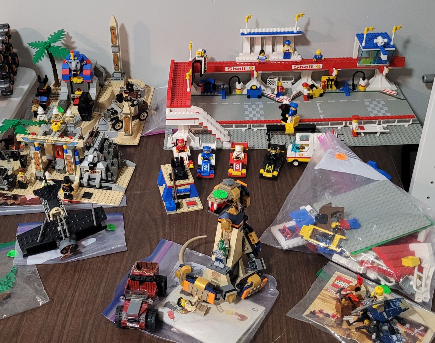 Vintage lego sets form the 90's all for $250