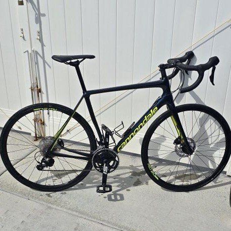 Cannondale Synapse Road Bike Black and Neon Yellow