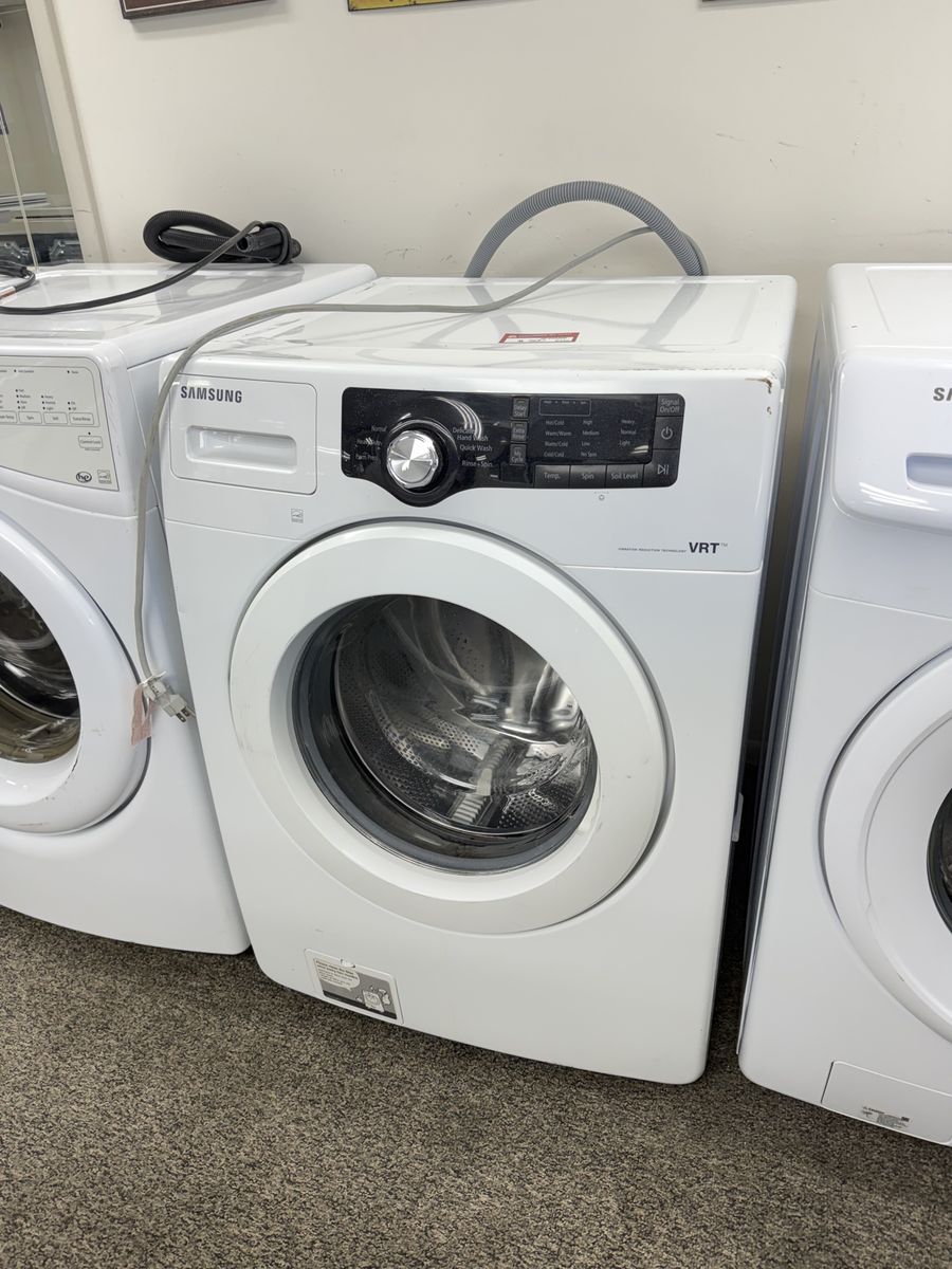 GREAT CONDITION SAMSUNG FRONT LOAD WASHER WITH WARRANTY!