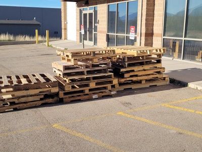 Free Wooden Pallets - Various Sizes