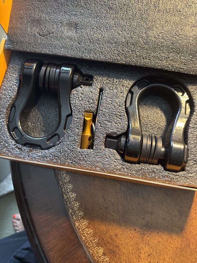 Gear America Ultra Shackles