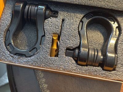 Gear America Ultra Shackles