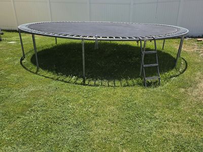 Trampoline