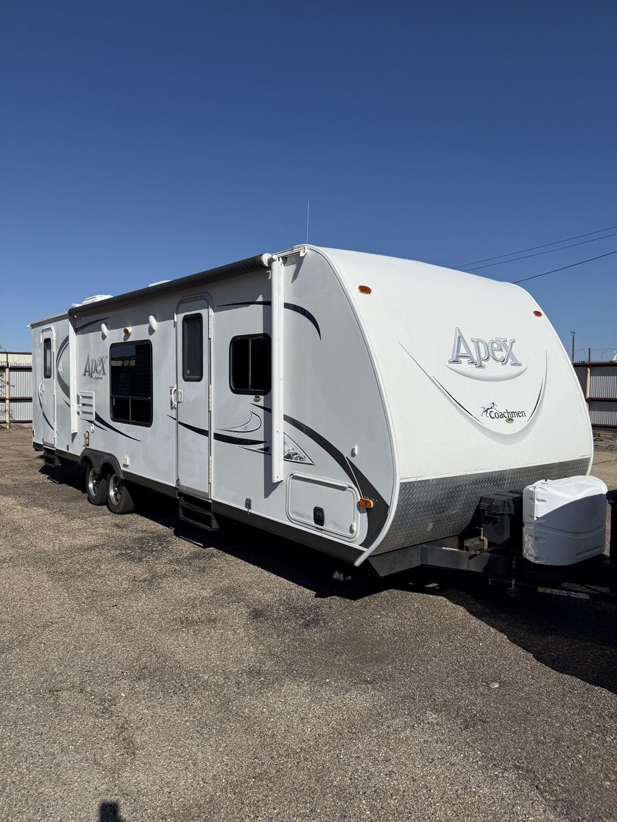 2014 288BHS Apex Coachman Ultra Light Bumper Pull Travel Trailer with Double Bunks 