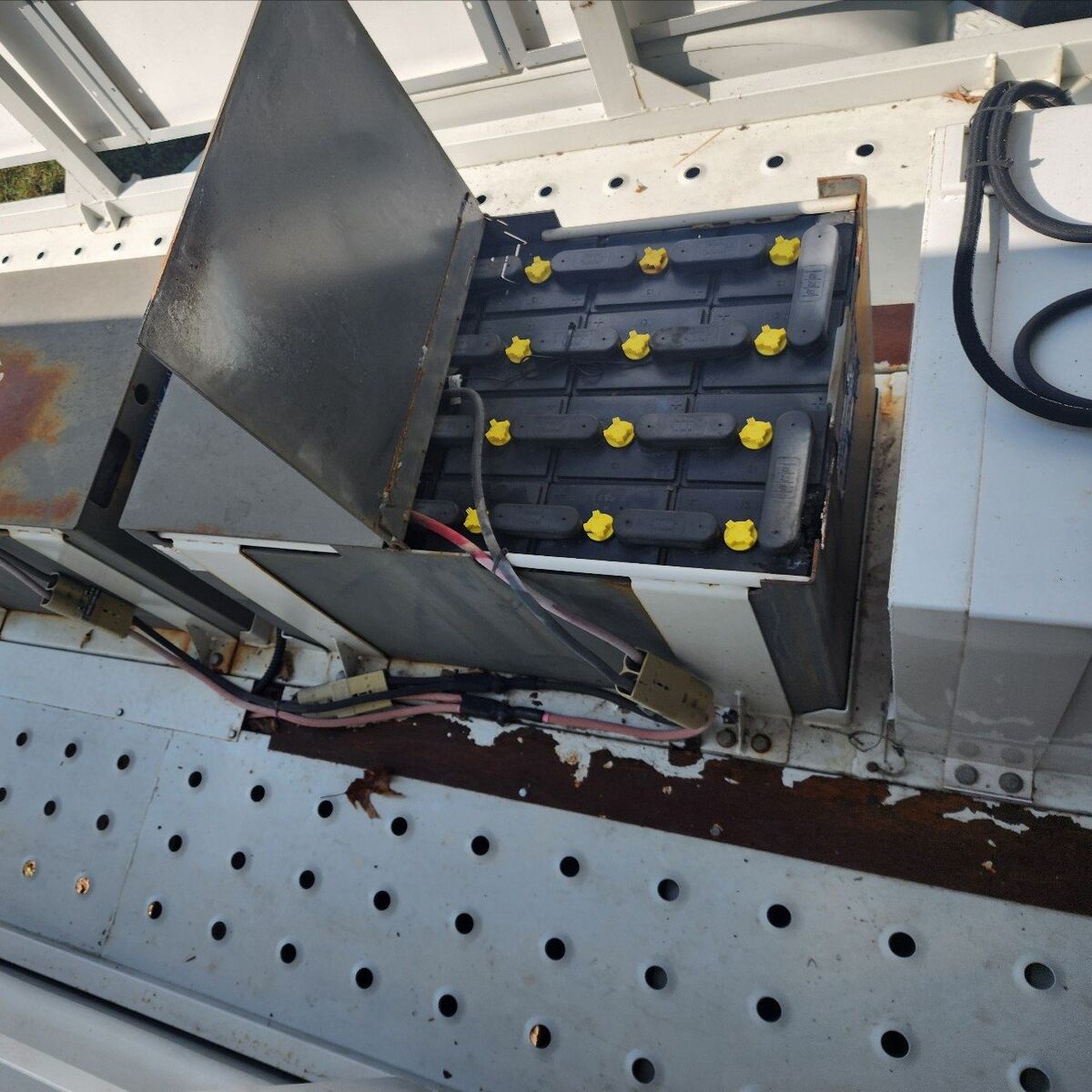 Replacement lead-acid batteries (Solar Trailer)