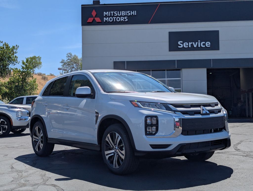 2026 Mitsubishi Outlander Sport ES