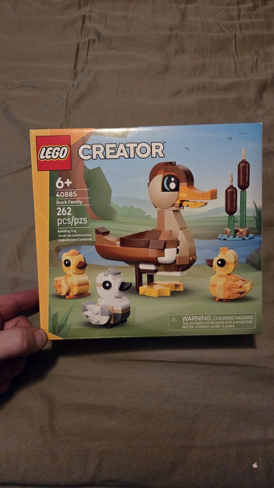 LEGO Creator 40885 Duck Family Building Toy Set - 262 Pcs, Ages 6+