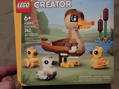 LEGO Creator 40885 Duck Family Building Toy Set - 262 Pcs, Ages 6+