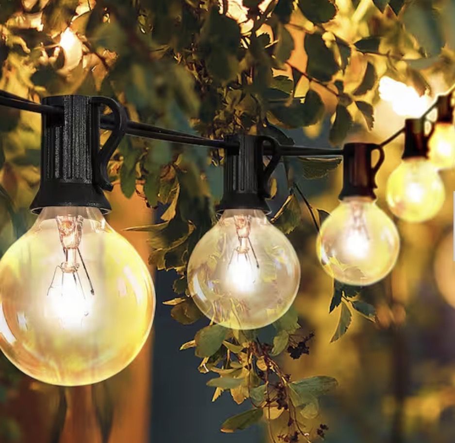 BTIGHTOWN LIGHTS! Indoor/Outdoor 25 ft String