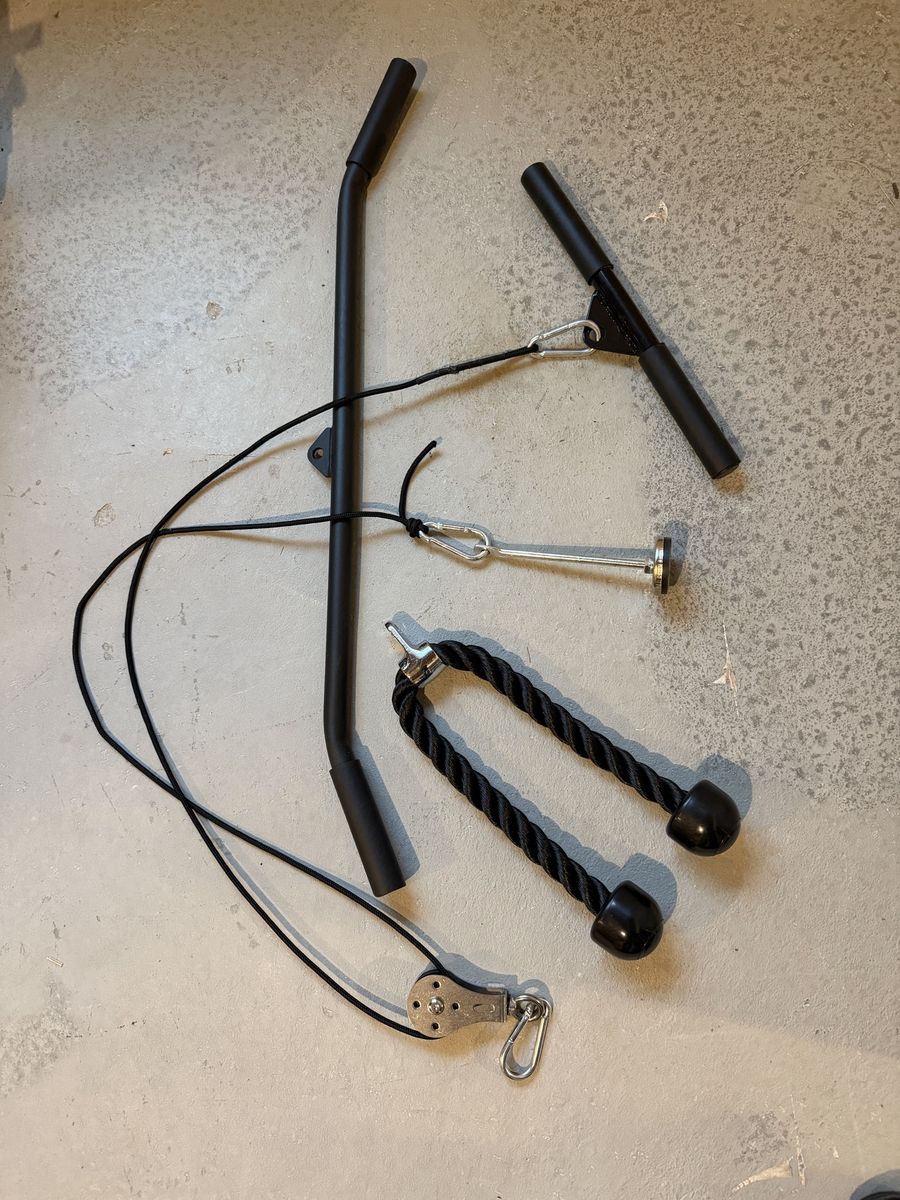 Lat pull down bar system