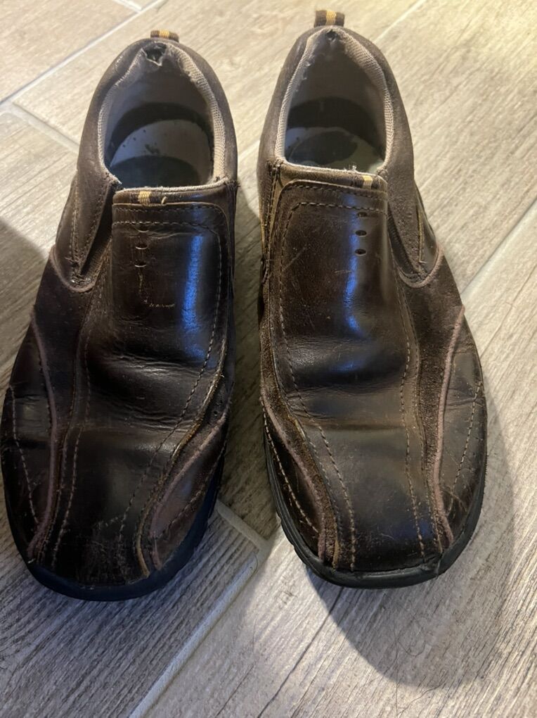 Sketchers Size Mens 9