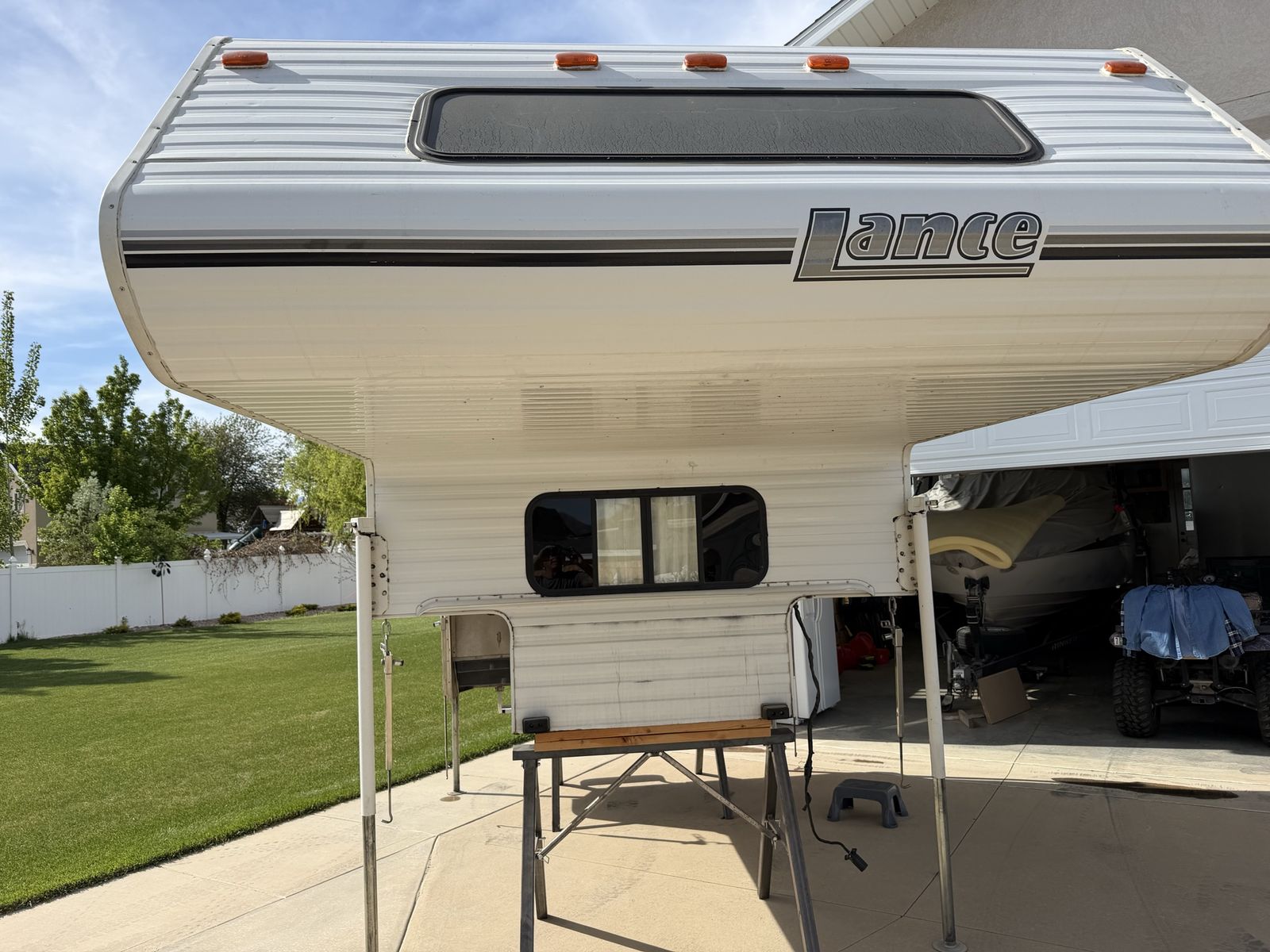 1999 Lance truck camper