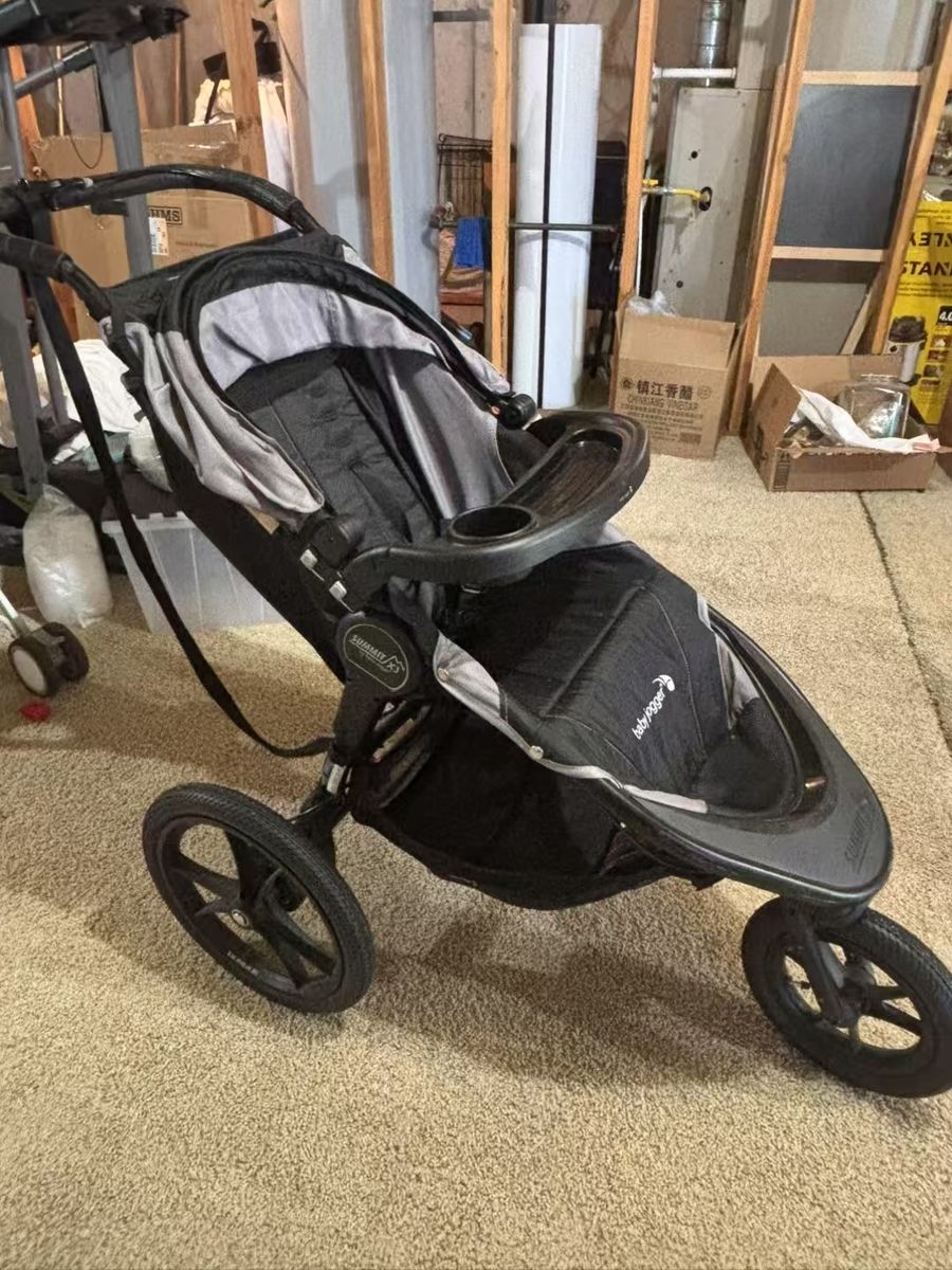 Baby Jogger Summit Jogging Stroller