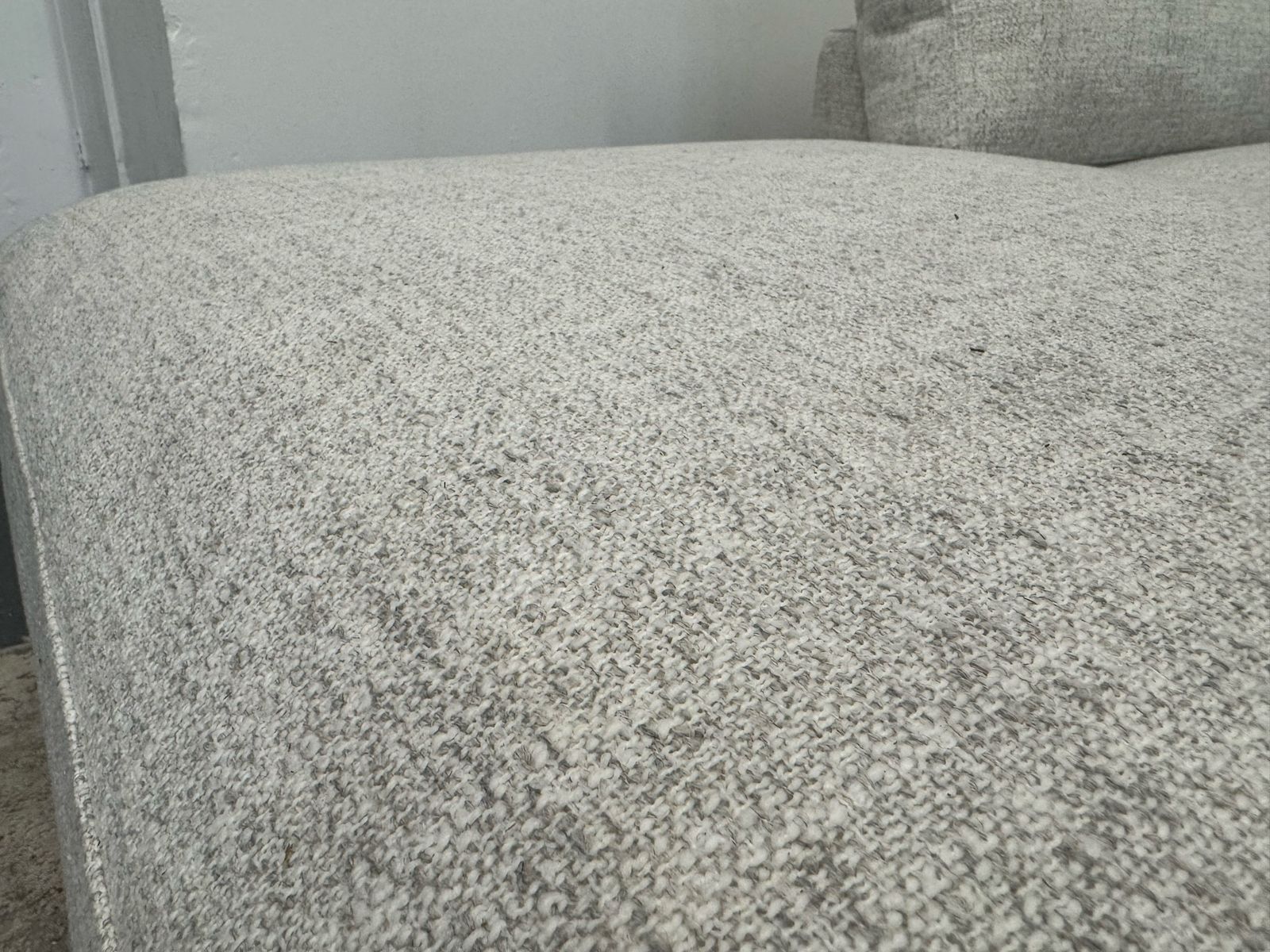 Main image 5