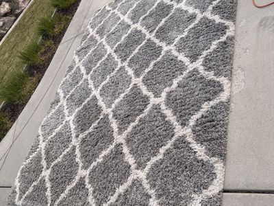 10’x8’ Grey/White fluffy Rug