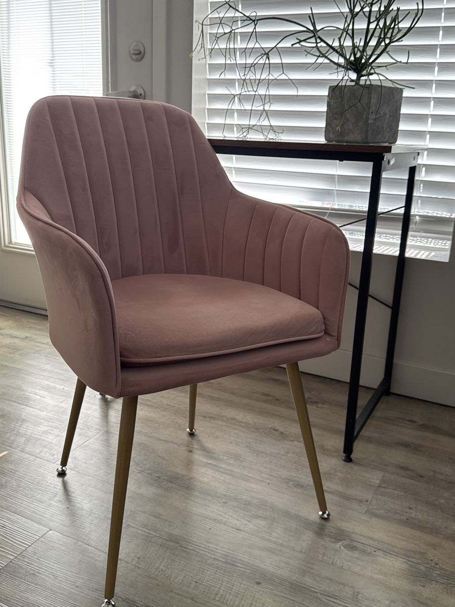 Stylish Pink Velvet Armchair Dining/Accent Chair with Gold Legs - UsedExcellent
