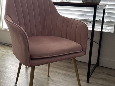 Stylish Pink Velvet Armchair Dining/Accent Chair with Gold Legs - UsedExcellent