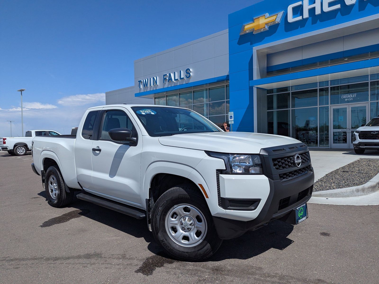 2025 Nissan Frontier S