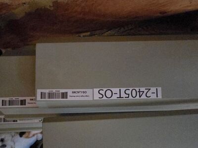 6 sticks of crown molding