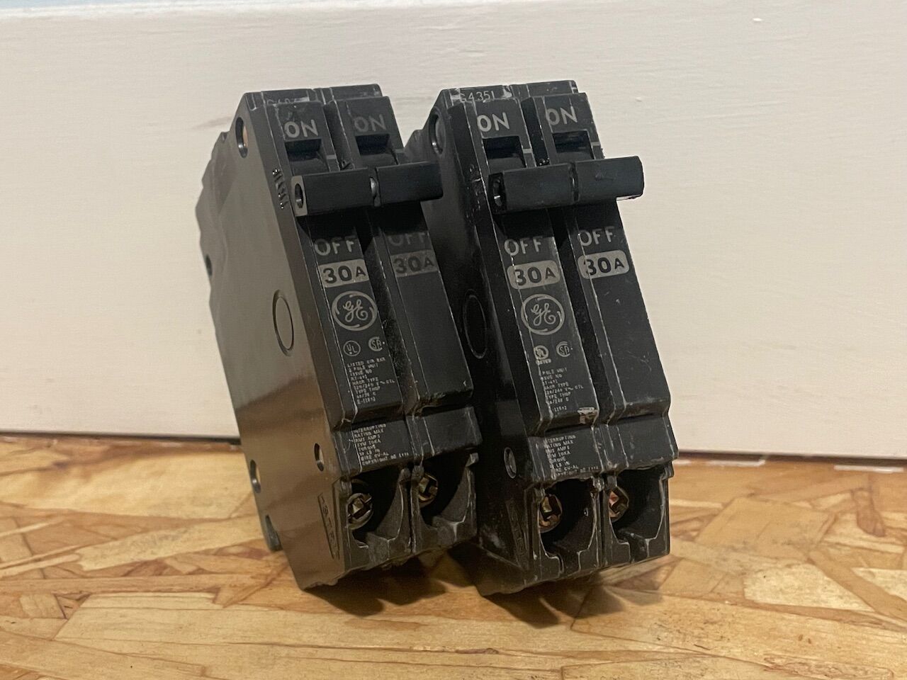 GE 30 amp double pole circuit breakers General Electric