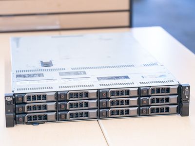 Dell Poweredge R515 Server | 16 CPU Cores, 64GB RAM, 12x HDD Bays, 2x SSD Bays, IT Mode HBA for TrueNAS ZFS UnRAID