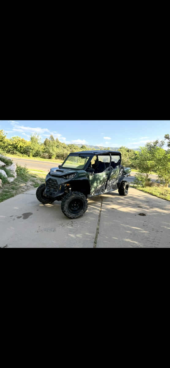 2022 Can-Am Commander 1000R