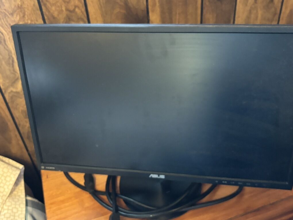 WorkingMonitors $25-30 Each