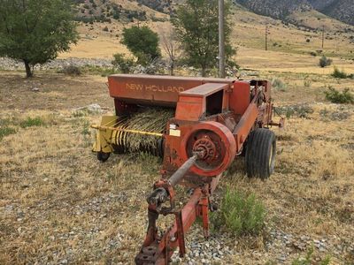 New Holland Small Square Hay Baler (project)