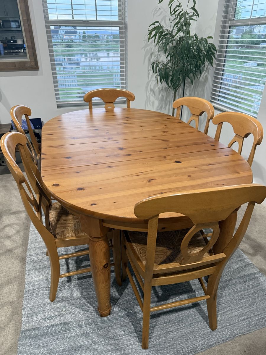 Pottery Barm Farm Oval Dining Table with 6 Chairs, Light Wood Finish, Extendable