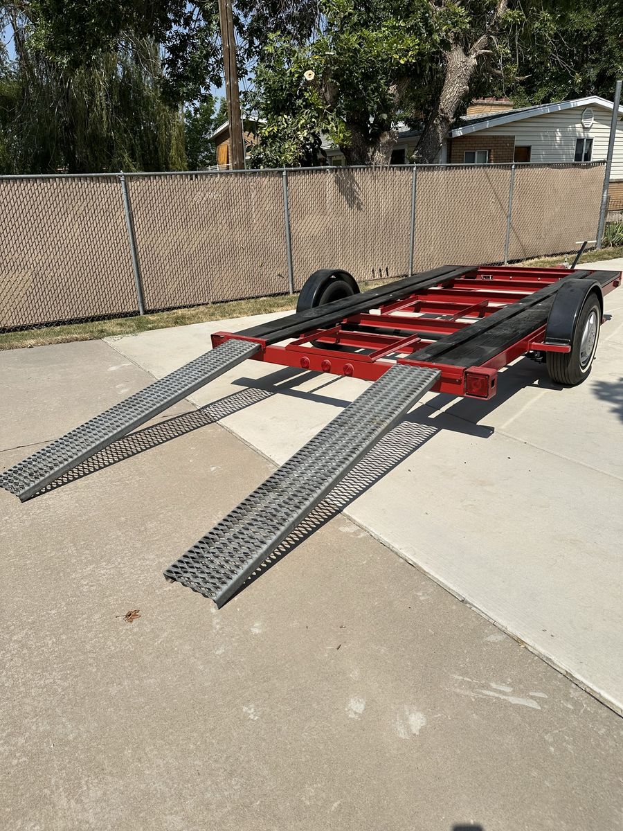 Red Single Open Car Trailer with Loading Ramps