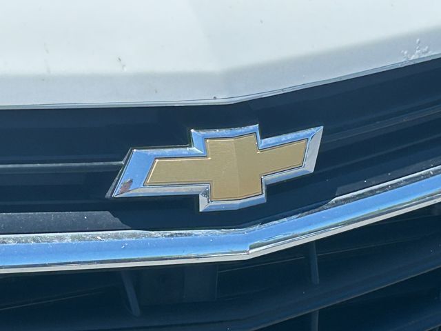 Main image 9