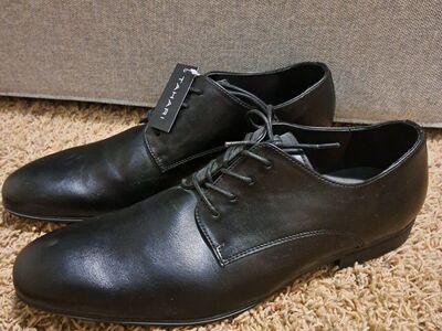 BRAND NEW Dress Shoes - 12