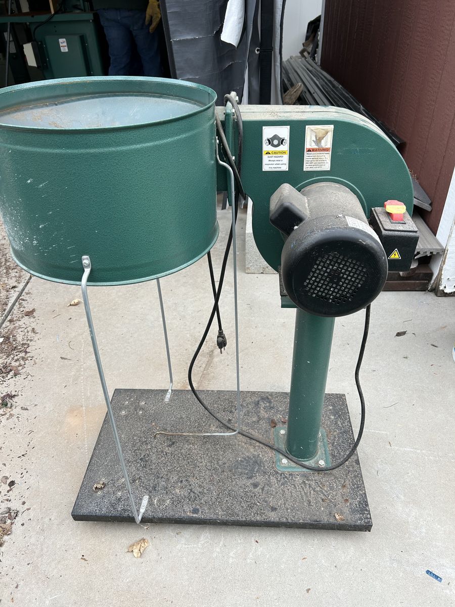 Grizzly Dust Collector for Wood Shop