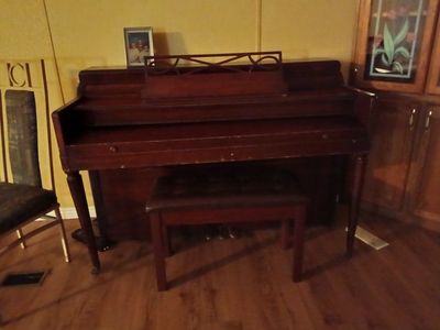 upright piano