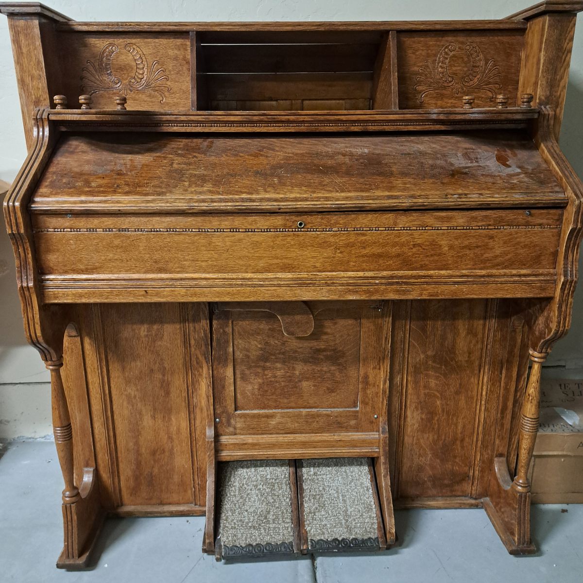 Antique Organ